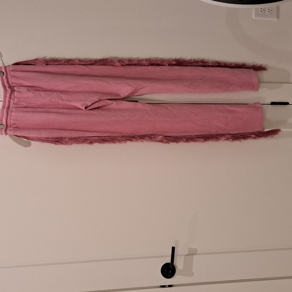 Minaa Monroe Pink Tassel Sweatpants - Picture 9 of 9